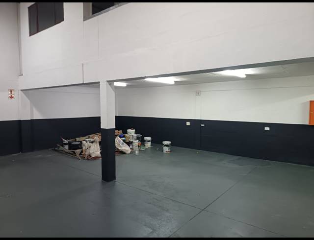 191M² MINI FACTORY TO LET IN SPRINGFIELD PARK